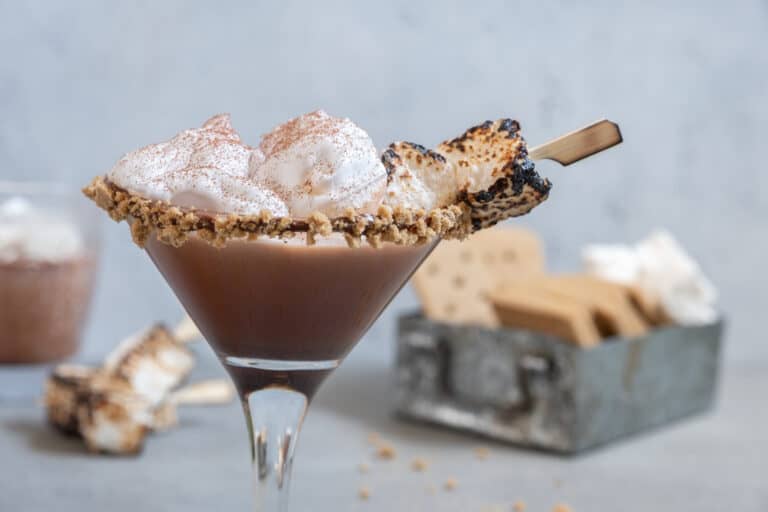 The Best Winter Cocktails That Will Warm Your Heart