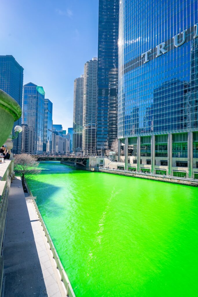 Chicago river turned green for St. Patrick's Day