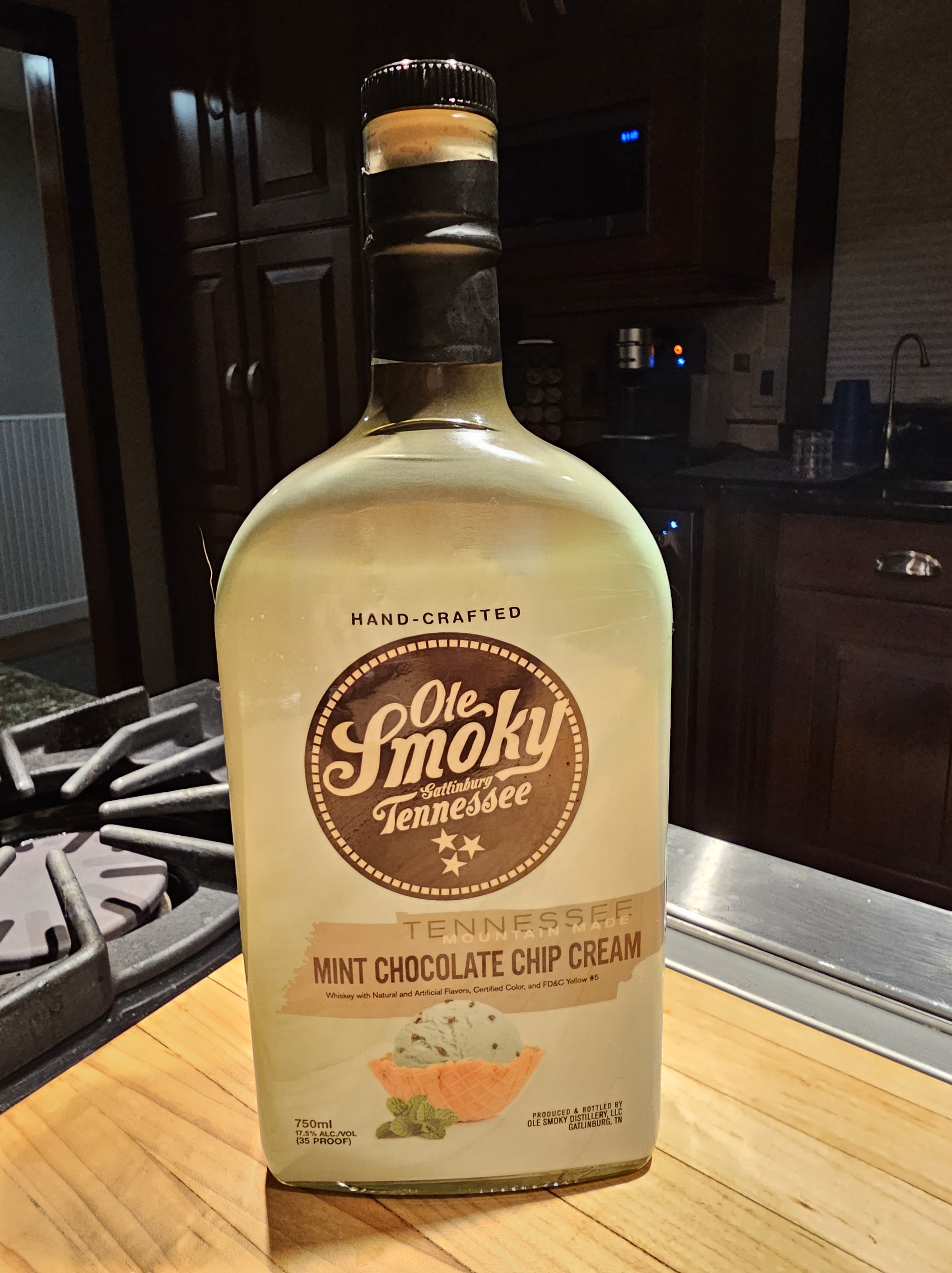 Ole Smoky Whiskey Mint Chocolate Chip Cream That Will Tantalize   Old Smoky Mint Chocolate Chip Whiskey 